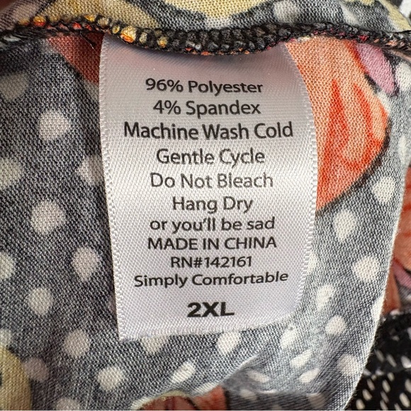 LuLaRoe Randy Blossoms and Dots 2XL - Picture 6 of 6